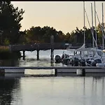 250 Waterfront With Garden *
