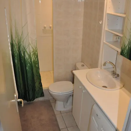 Daire 250 Waterfront With Garden Hourtin