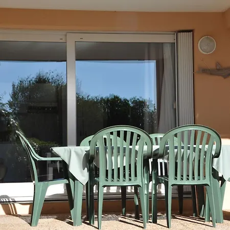 250 Waterfront With Garden *