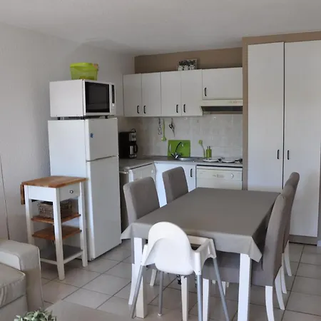 250 Waterfront With Garden